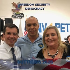 Meet your Posher, Laura